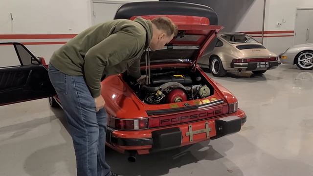 1982 Porsche 911SC - Start Up