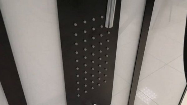 Black&White G8008 www.dush-nn.ru