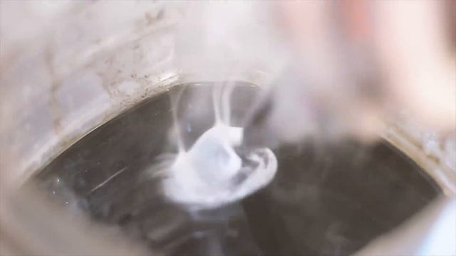 Выковал самый маленький в мире топор смотреть онлайн