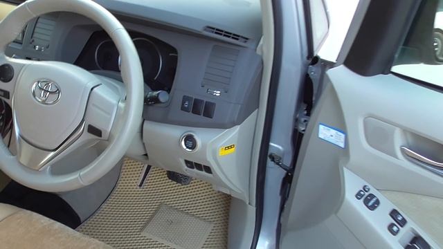 Toyota Isis 2015 отзыв Владельца. Отличный минивен для семьи смотреть онлайн