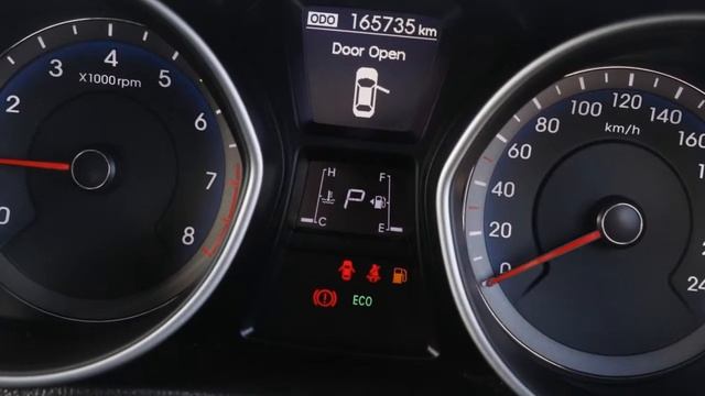 2014 Hyundai i30 GD2 Active Polar White 6 Speed Sports Automatic Hatchback смотреть онлайн