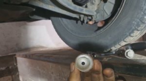 Volkswagen Caddy.Устраняем стук в передней подвеске. Ремонт рычага.mp4
