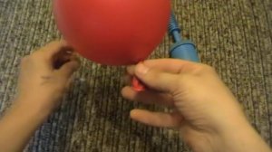 Как завязать воздушный шарик / How to tie a balloon (Subtitles)