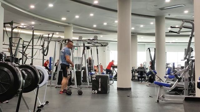 21-15-9 берпи пресс. Тумба. Двойная скакалка смотреть онлайн