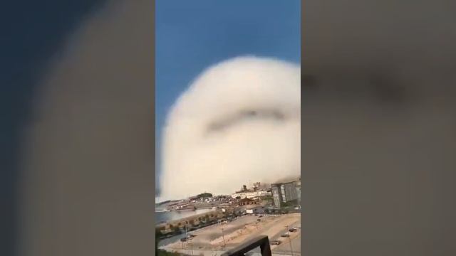 Бейрут столица Ливана. Мощный взрыв.