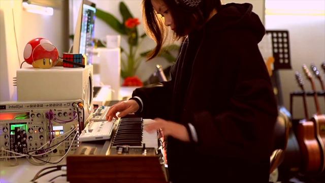 OP-1 Field + MiniKORG 700S | Pre Twitch Stream Synth Jam Warm Up смотреть онлайн