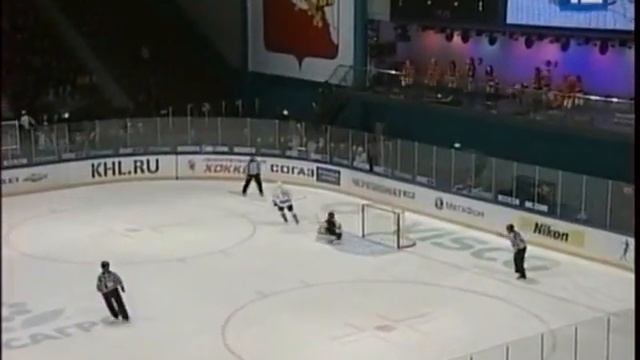 Северсталь - Лев 15.09.2012: победный буллит Микуша смотреть онлайн
