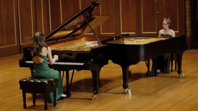 6/14 Schumann Duo plays Kangaroos from Saint-Saens' Carnival of the Animals смотреть онлайн