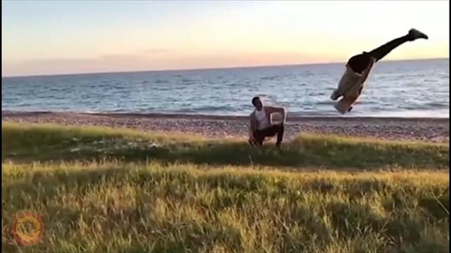 BEST OF THE MAJESTIC CLIPS!!! Splendid Craziness, Groovy Girls смотреть онлайн