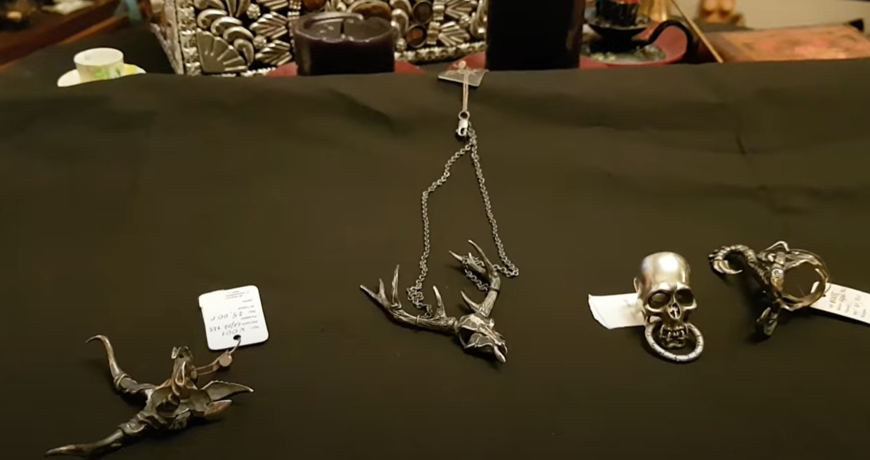 ДАРЫ И ТРАТЫ НА МАГИЮ... ВЕДЬМИНА ИЗБА ● ИНГА ХОСРОЕВА смотреть онлайн