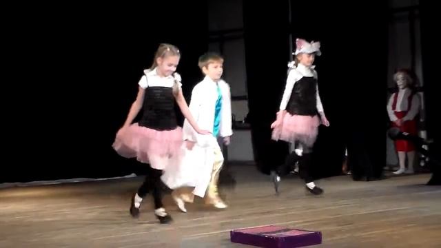 Театральная студия "ВИЗАВИ" Фестиваль Желтый звук мюзикл "Телефон" смотреть онлайн