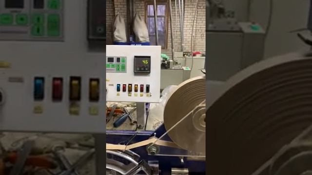 Станок для кассетирования шпателя