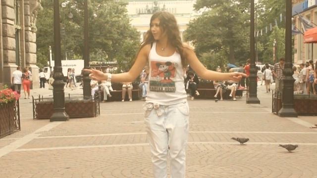 Апрель & Sim (п.у. Виктория Арькова) - По карнизам домов смотреть онлайн