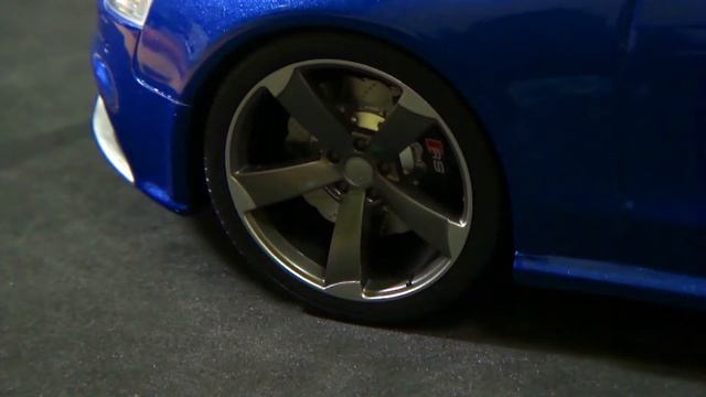 1/18 Audi RS5 смотреть онлайн