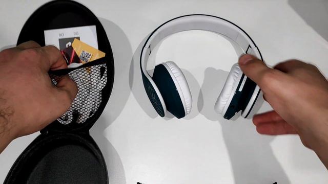 Headphones with a great design of PowerLocus P2 - Unboxing смотреть онлайн