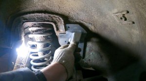 ОТОРВАЛО КРЕПЛЕНИЕ АМОРТИЗАТОРА НИВА ШЕВРОЛЕ РЕМОНТ.