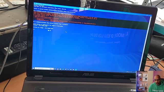 Comment réparer un Windows en panne en réinstallant un Windows par dessus sans supprimer les donnée смотреть онлайн