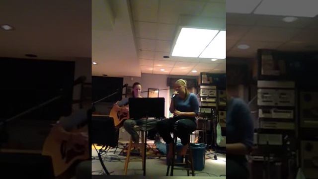 Villan- Stephanie Mabey (Cover by Kate Barrett and Tay Hiebert- Thorne) смотреть онлайн