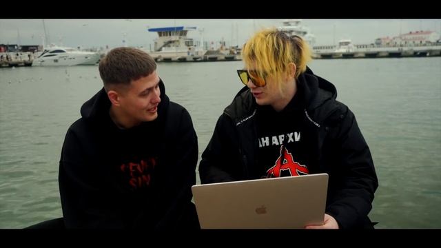 ХУДШИЕ КЛИПЫ ТИК ТОКЕРОВ (МИЛОХИН, БАБИЧ, ЯНГЕР, ШЕЛБИ) смотреть онлайн