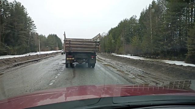 Белая Холуница, воле реки Белая Холуница, 26.03.23 смотреть онлайн