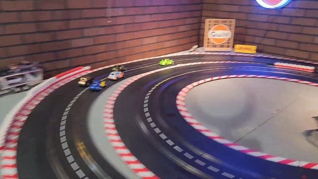 Pioneer Legends. Possibly the best 1/32 scale slotcar смотреть онлайн