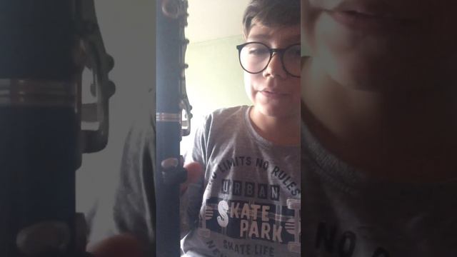 Я ИГРАЮ НА КЛАРНЕТЕ!-Как играть на кларнет? смотреть онлайн