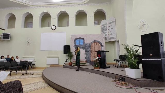 сценка про жінок, історія яких згадується в Біблії: смотреть онлайн