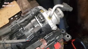 HOW TO REPLACE HYUNDAI I40 DIESEL FUEL FILTER  2014/15