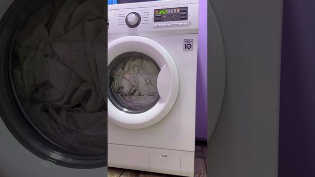Вова стирает постельное белье смотреть онлайн