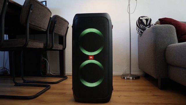 JBL Partybox 310 unboxing! смотреть онлайн