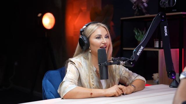 How to Build a 7-Figure PR Business Empire - CEO & Singer Stephanie Farah reveals all | EP.14 смотреть онлайн