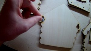 Ключница "Домик в деревне" из обрезков фанеры на лазерном станке.