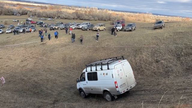 Подготовленные тачки на старте. #царьгоры От #союзджиперовсамары #горки смотреть онлайн