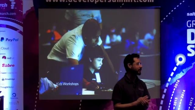 Feeding 9 Million Java Developers - How and What? смотреть онлайн