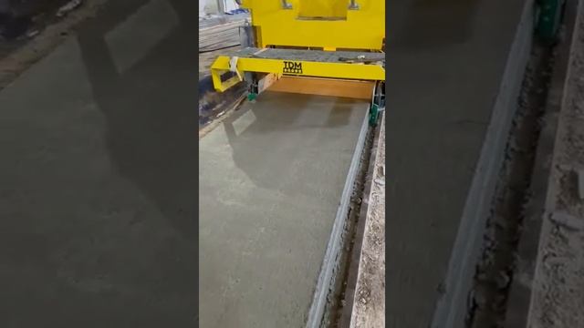 TDM экструдер на немецкой дорожке. Производство пустотных плит перекрытия.