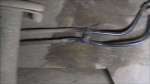 Запах бензина в салоне