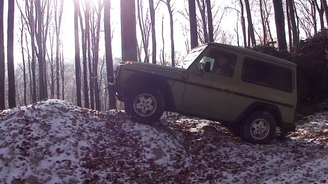 Mercedes PUCH G Offroad Vienna смотреть онлайн