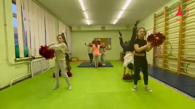Поздравление от секции чирлидинга «Storm kids» ДЮЦ «Красногвардеец» смотреть онлайн