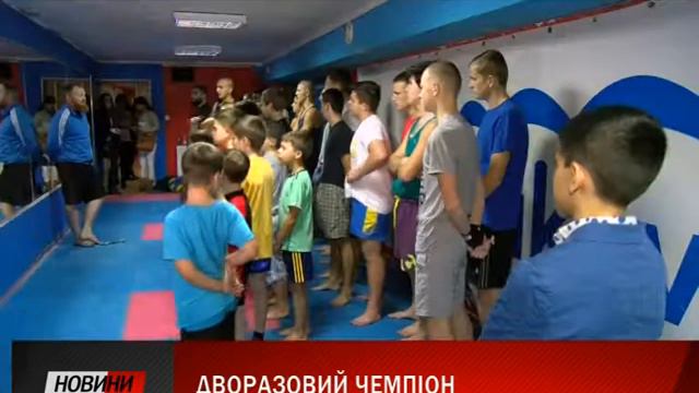 13-річний Іван Рус став двократним чемпіоном світу з кікбоксингу. смотреть онлайн