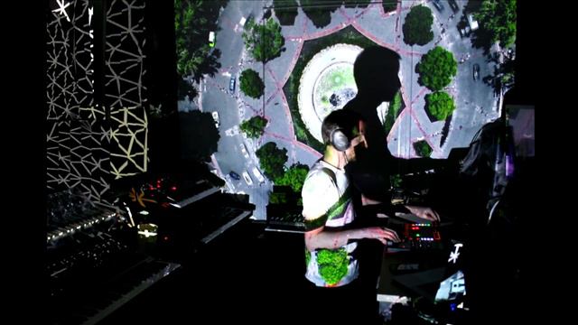 Max Cooper - Lockdown AV Session смотреть онлайн
