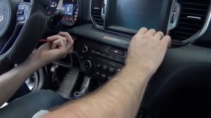 Замена штатной магнитолы на kia sportage 2016