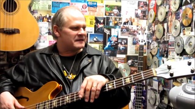 EADG 4: Part 33 - "Doctor Doctor" and the Gibson Les Paul Signature Bass смотреть онлайн
