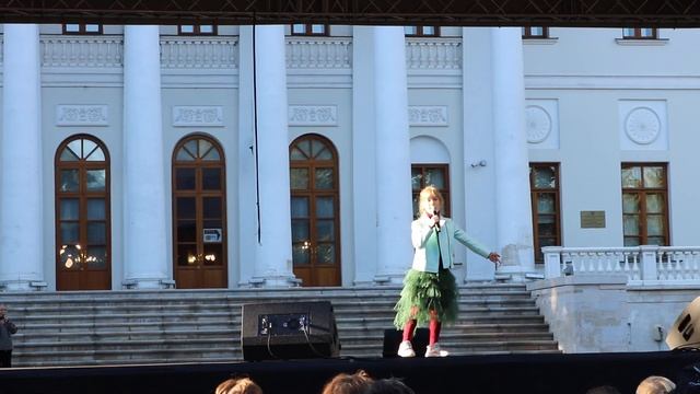 Абрамова Василиса "Ярмарки краски" смотреть онлайн