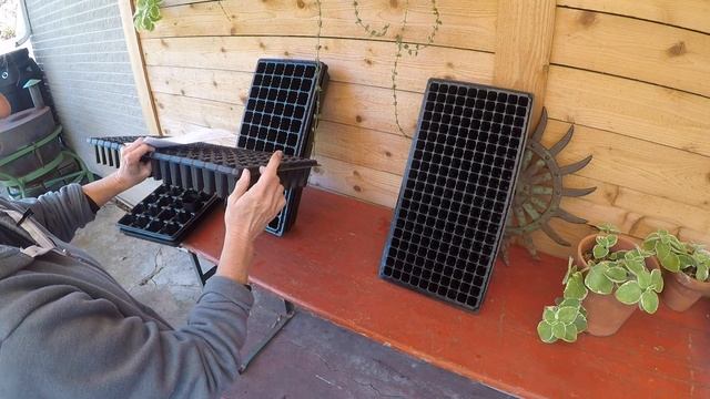 How to remove plugs from cell tray inserts when transplanting. смотреть онлайн