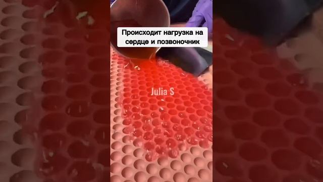 Почему опасно спать на животе? #Shorts смотреть онлайн