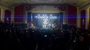 КРАСНАЯ ПЛЕСЕНЬ - ХИТ ВСЕХ ВРЕМЕН И НАРОДОВ