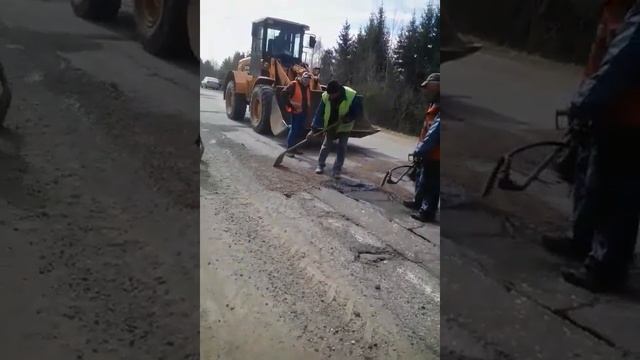 Как ремонтируют дороги в Тверской области от Твери до Максатиха смотреть онлайн
