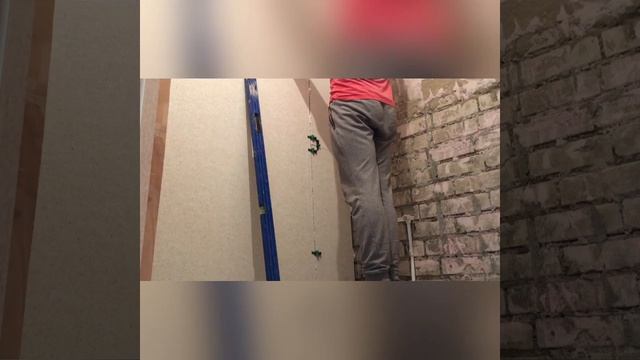 Выравниваю стены листами ГВЛ. Укладка плитки в ванной. Контакты в описании смотреть онлайн