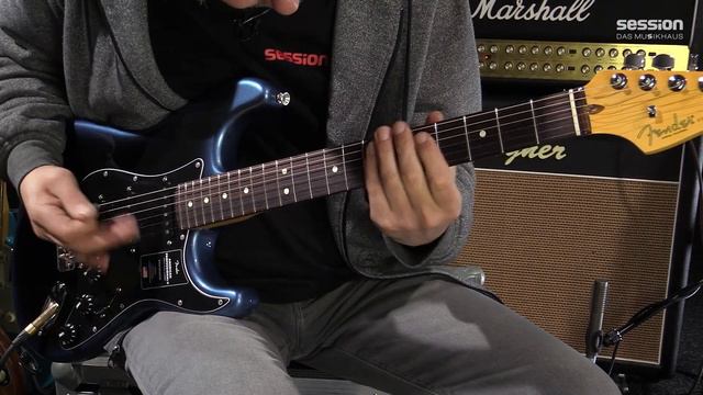 FENDER American Pro II Stratocaster смотреть онлайн