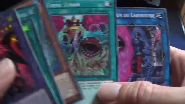 Ouverture d'une Mega Tin Box 2020 Mémoires Perdues, Cartes Yugioh ! смотреть онлайн